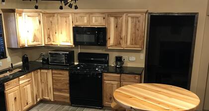 Brand New Lodge Located 10 min from Lake Michigan, 45 min from Lake Superior