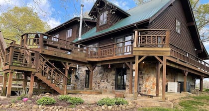 Niveau inférieur - Buffalo River Lodge