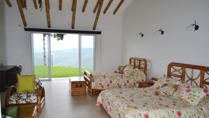 Grand Room, Multiple Beds, Non Smoking, Mountain View | Desk, blackout drapes, WiFi (free), bed sheets - Ecolodge Altos de la Ermita (Palestina)