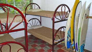Shared Dormitory, Mixed Dorm, Shared Bathroom (2 Bunk Beds, 4 People) | Free WiFi, bed sheets