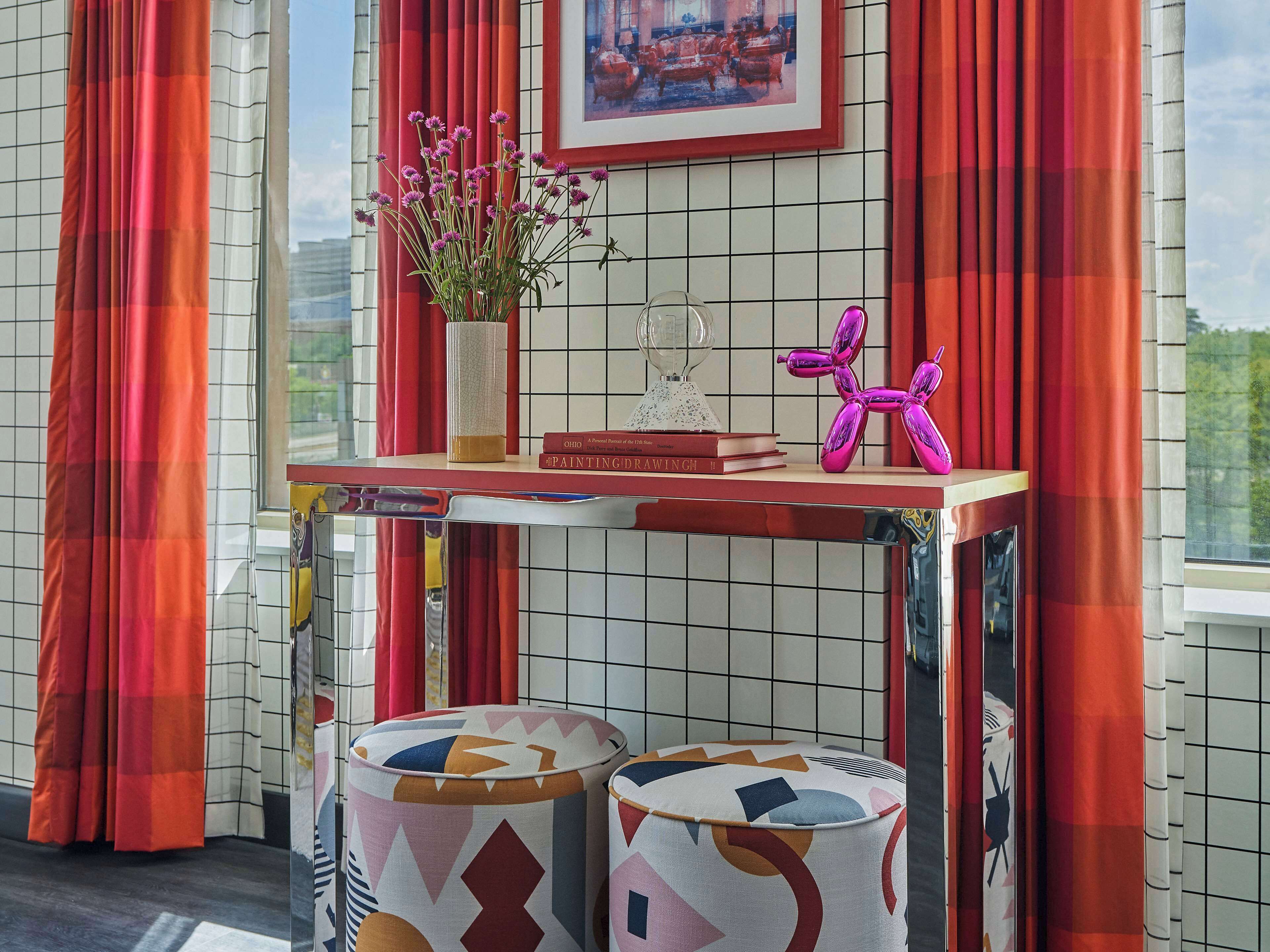 presidential suite, 1 king bed | premium bedding, in-room safe, desk, laptop workspace