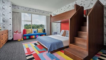 Family Loft, Multiple Beds | Premium bedding, in-room safe, desk, laptop workspace