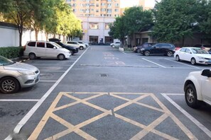숙박 시설 구내