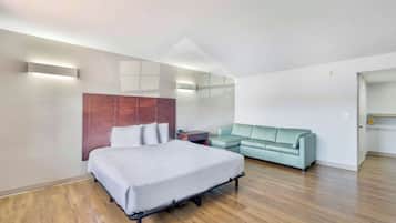 Cortinas blackout, wifi gratis y ropa de cama