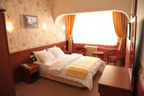 Minibar, in-room safe, desk, soundproofing - Saray Hotel (Edirne)