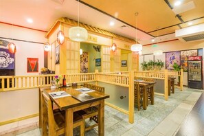 Dining - Huangyuan Hotel (Beijing)