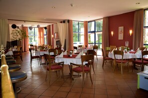 Desayuno buffet incluido todos los días