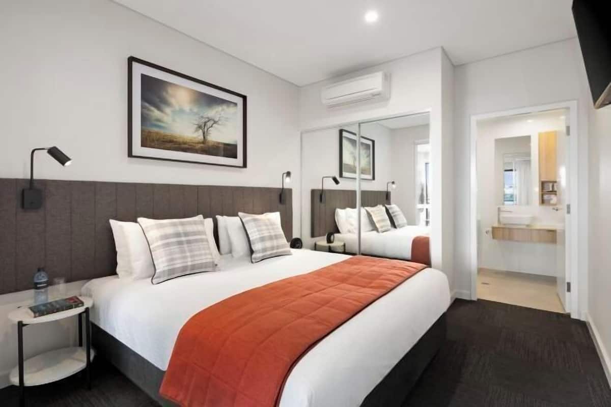 Premium bedding, Select Comfort beds, in-room safe, desk
