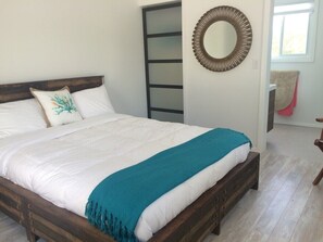 6 chambres, fer et planche à repasser, Wi-Fi gratuit, draps fournis