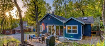 Secluded, Fenced Cottage, Hot Tub, Fire Pit, Dog Friendly, Nat’l Park