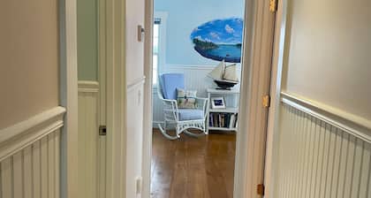 Sea Lavender Cottage, eingebettet und umgeben von 200 Grad Great Salt Bay