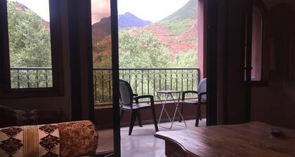 A friendy home in the high Atlad