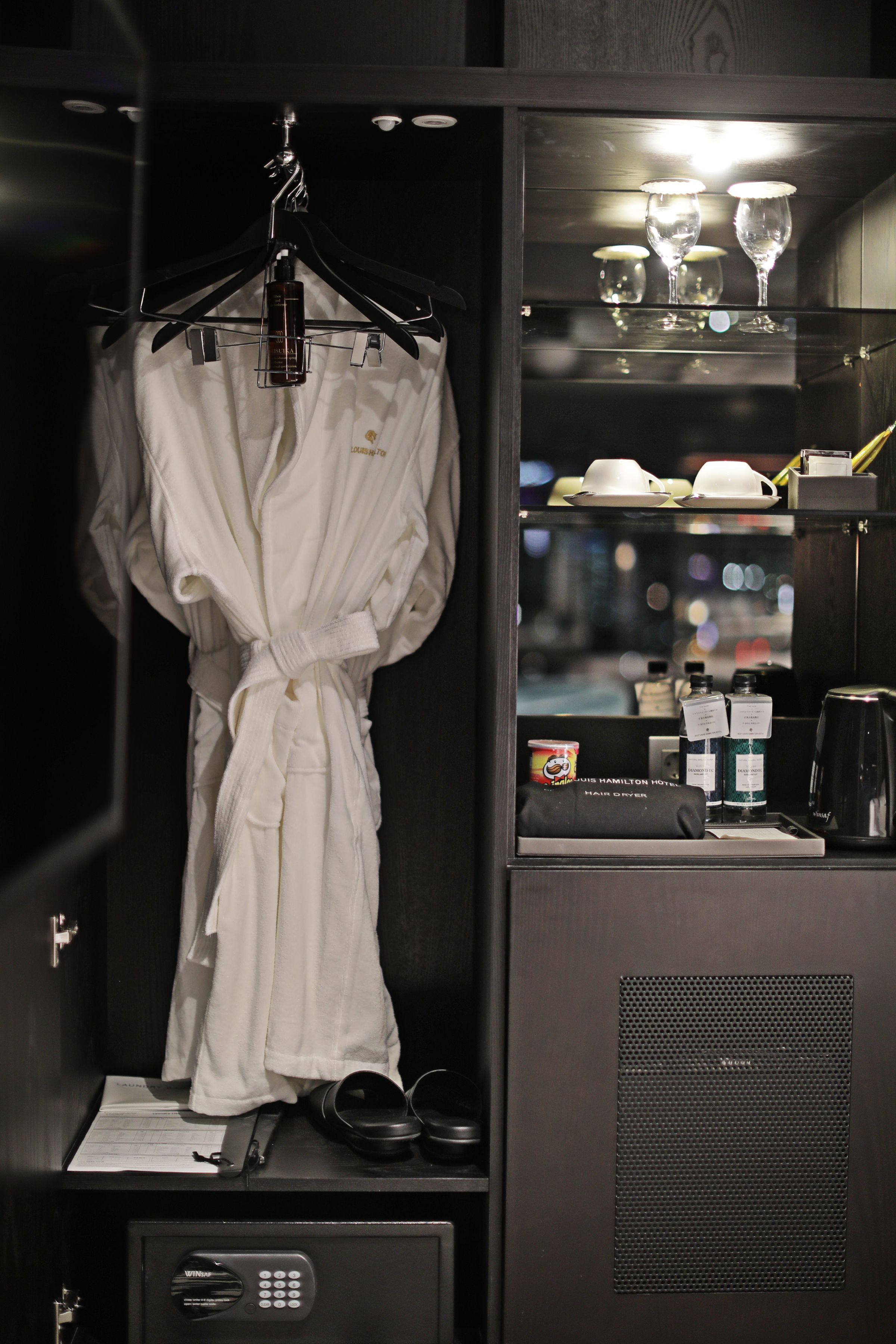 signature twin room | in-room safe, blackout curtains, soundproofing, iron/ironing board