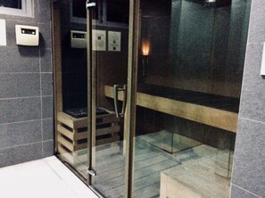 Sauna - Three bedroom condominium with weekly maid services. (Taguig)