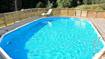 Piscina all'aperto, una piscina riscaldata