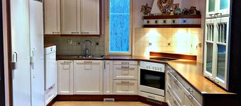 Villa FinSteza traditionella finska hus med vacker utsikt 
