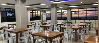 ゴドーズ ホテル アンド レストラン