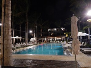 Piscina all'aperto