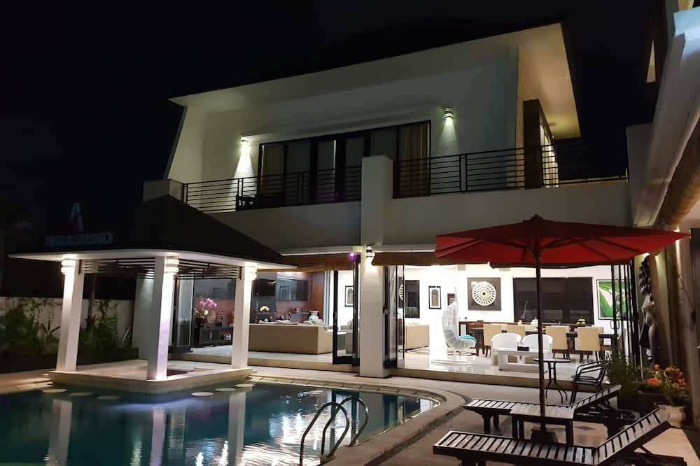 Aldeoz Nusa Dua Private Villa Bali