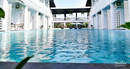 Chaanburi Boutique Resort