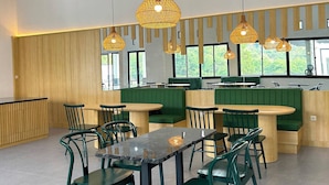 Restaurant - Aldeoz Ciater (Ciater)