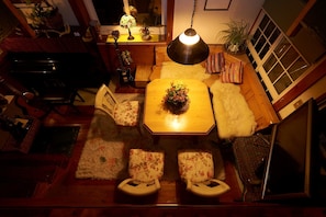Lobby sitting area - Donaludo Pension (Kitashiobara)