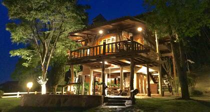 Pakchong Family Home