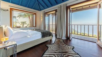 3 slaapkamers, een strijkplank/strijkijzer, gratis wifi, beddengoed