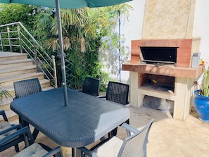Outdoor dining - At the heart of Rabat Beaches (Harhoura)