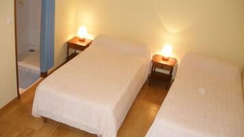 2 bedrooms, iron/ironing board