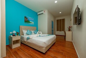 ห้องดีลักซ์ดับเบิล | เตารีด/โต๊ะรีดผ้า, Wi-Fi ฟรี