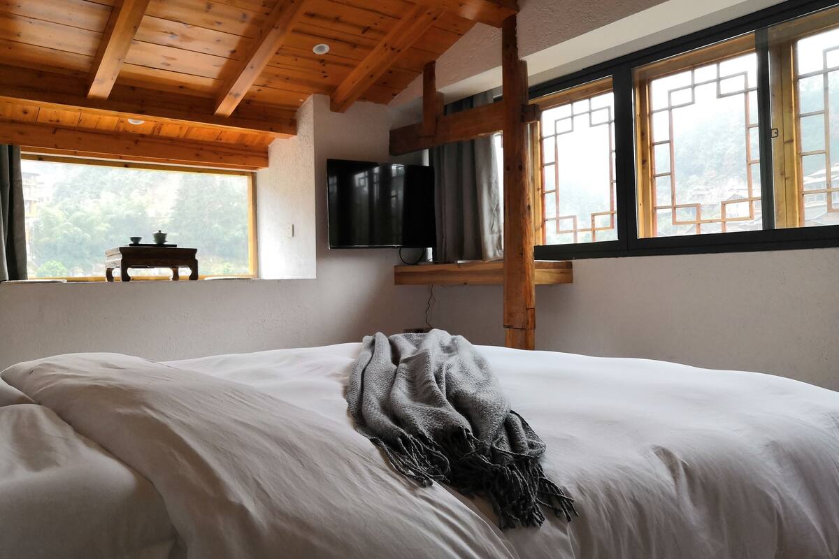 Deluxe-Doppelzimmer | Hochwertige Bettwaren, Schreibtisch, Verdunkelungsvorhänge