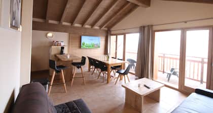 Appt cosy 6/8 ***** dans CHALET - Superbe VUE et PISCINE - Ă 200 M DES PISTES