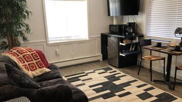 Smart TV, DVD player