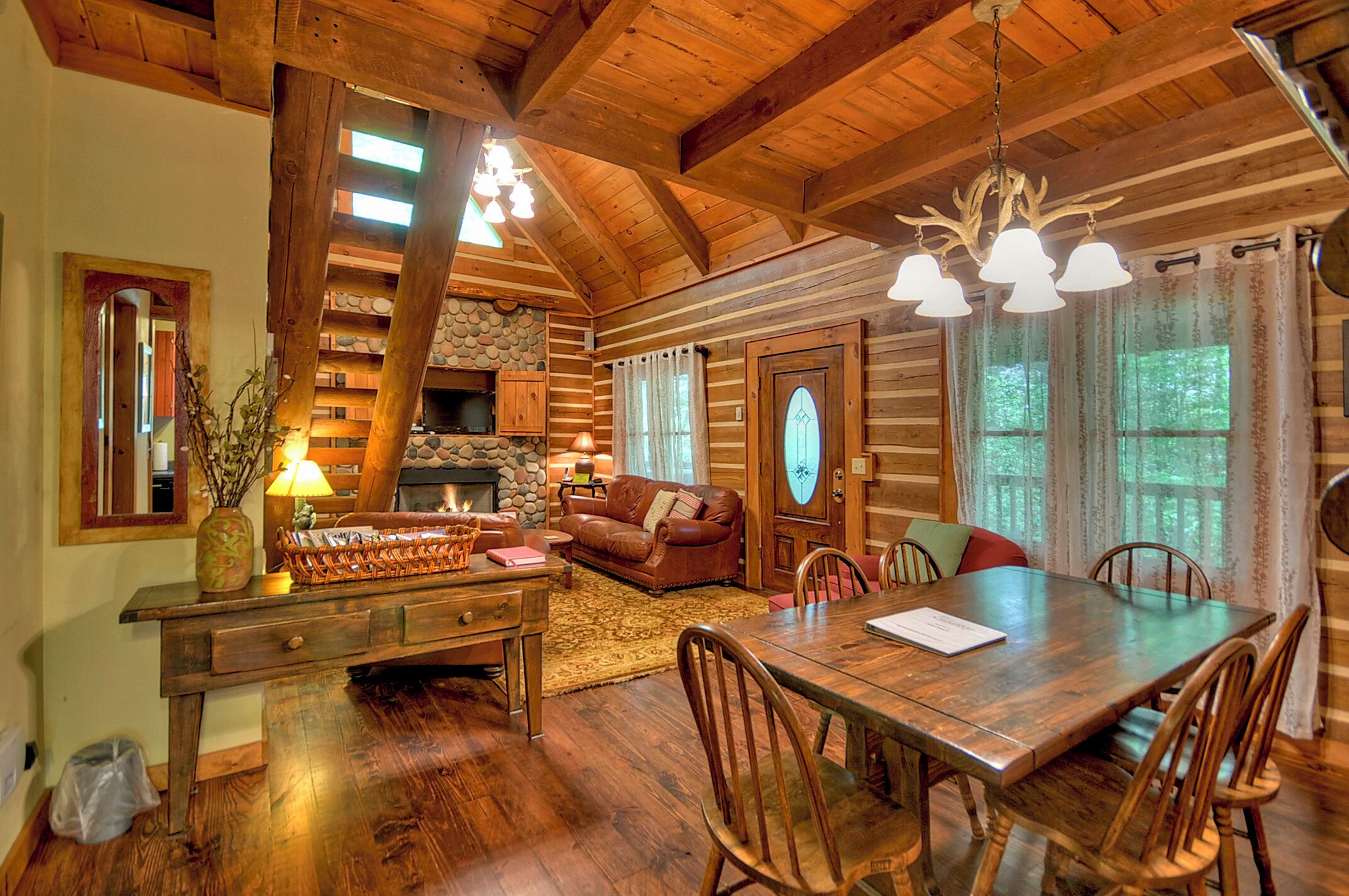 المنشأة من الداخل