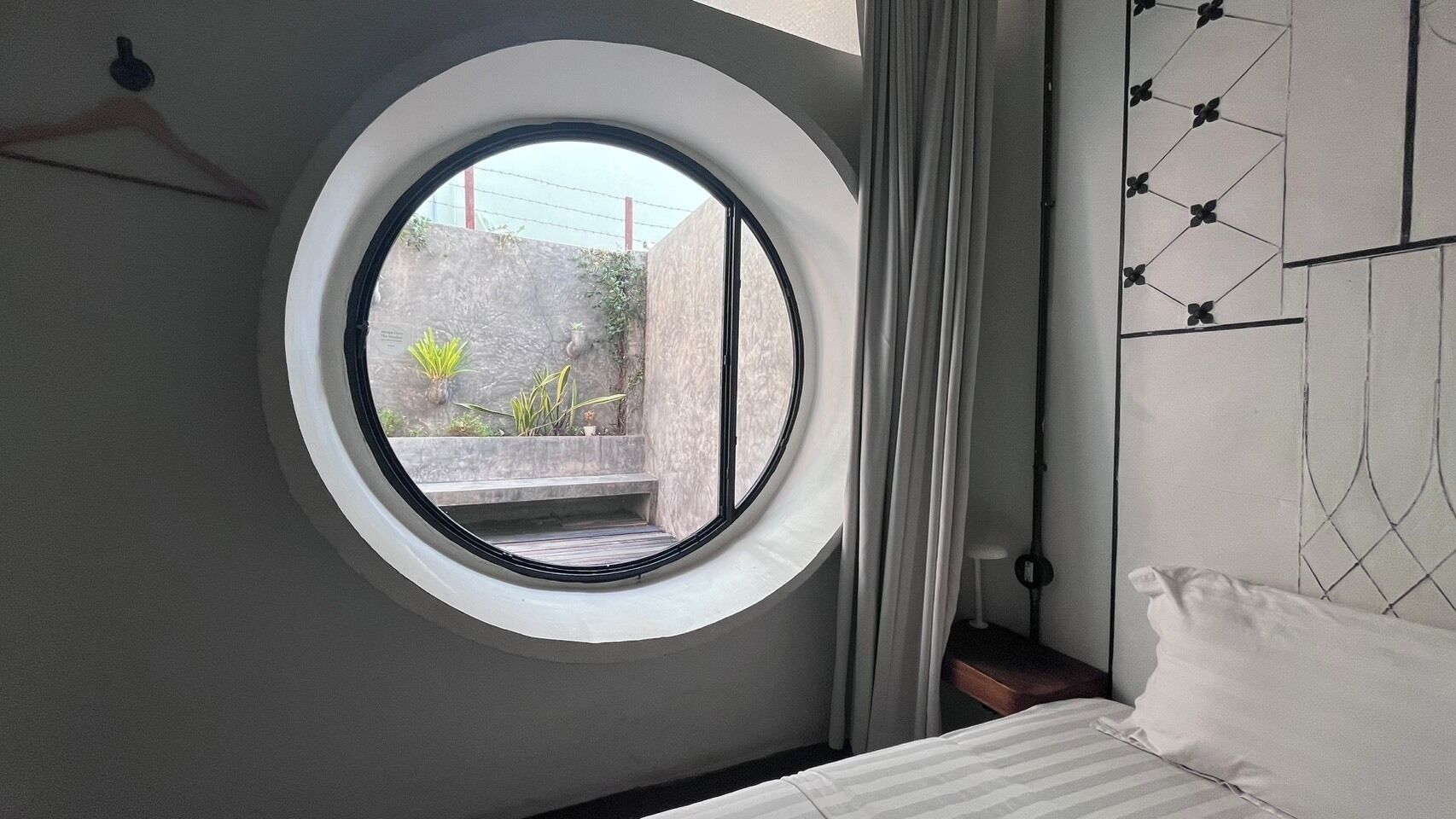 ground studio (double bed) | minibar, rollaway beds, free wifi, bed sheets