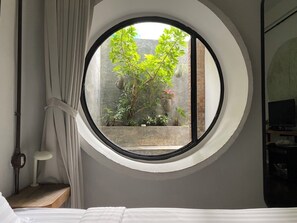 Minibar, camas plegables/adicionales, wifi gratis y ropa de cama 