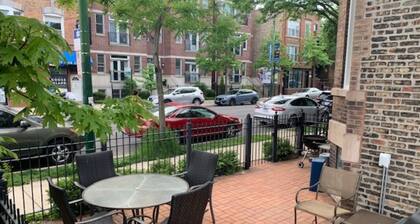 Valtava Wrigleyville Beauty -10 sänkyä ja 5 kylpyä kaiken sydämessä!