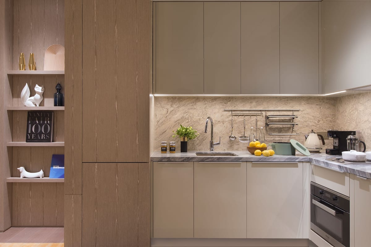 grand harbour one | private kitchenette | fridge, microwave, oven, stovetop