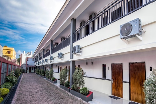 Hotel O Helvetia Residence