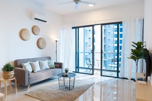 Apartment, 1 Bedroom | Living room