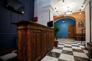 Reception - Nadezhda (Petergof)