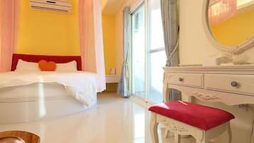 Honeymoon Double Room (Love) | Desk, blackout drapes, free WiFi, bed sheets