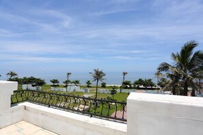 Balcony - Taroko Bay B&B (Xincheng)