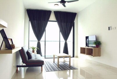 The Raffles Suites by Stayshare Homes