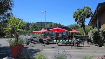 Snack bar