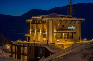 Front of property – evening/night