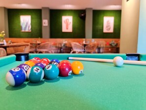 Games room - Radja Art and Boutique Hotel Simpang Lima (Semarang)