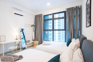 1 bedroom, iron/ironing board, rollaway beds, free WiFi - A4 COZY Atlantis Family Suites 4-6pax-Pool View-Jonker (Malacca City)