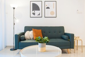 Apartment, 1 Bedroom | Living room